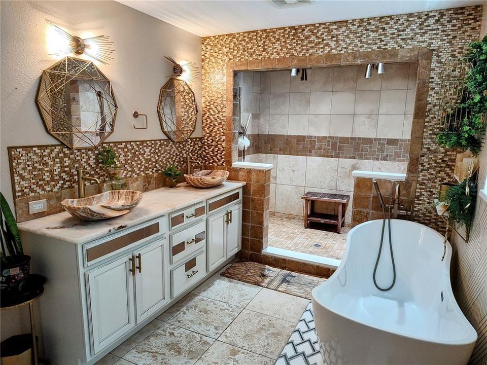 На продажу: $690,000 (3 спален, 3 ванн, 2456 Квадратных фут)