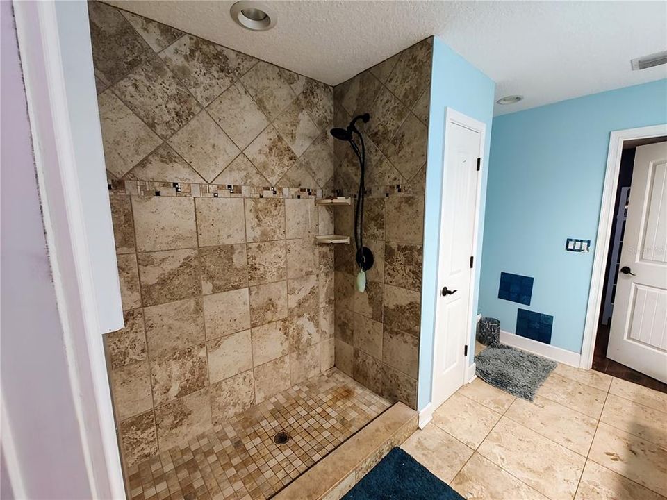 На продажу: $690,000 (3 спален, 3 ванн, 2456 Квадратных фут)