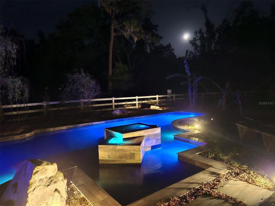 На продажу: $690,000 (3 спален, 3 ванн, 2456 Квадратных фут)