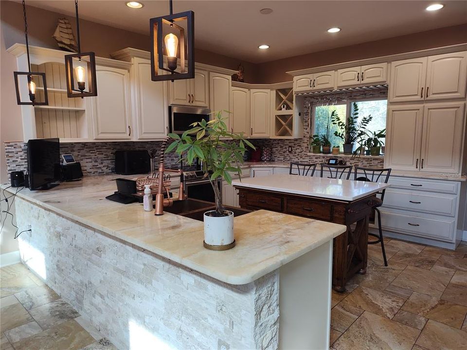 На продажу: $690,000 (3 спален, 3 ванн, 2456 Квадратных фут)