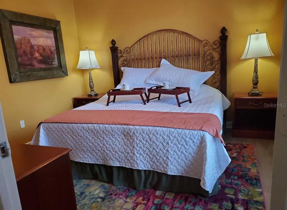 Active With Contract: $195,000 (3 beds, 2 baths, 1244 Square Feet)