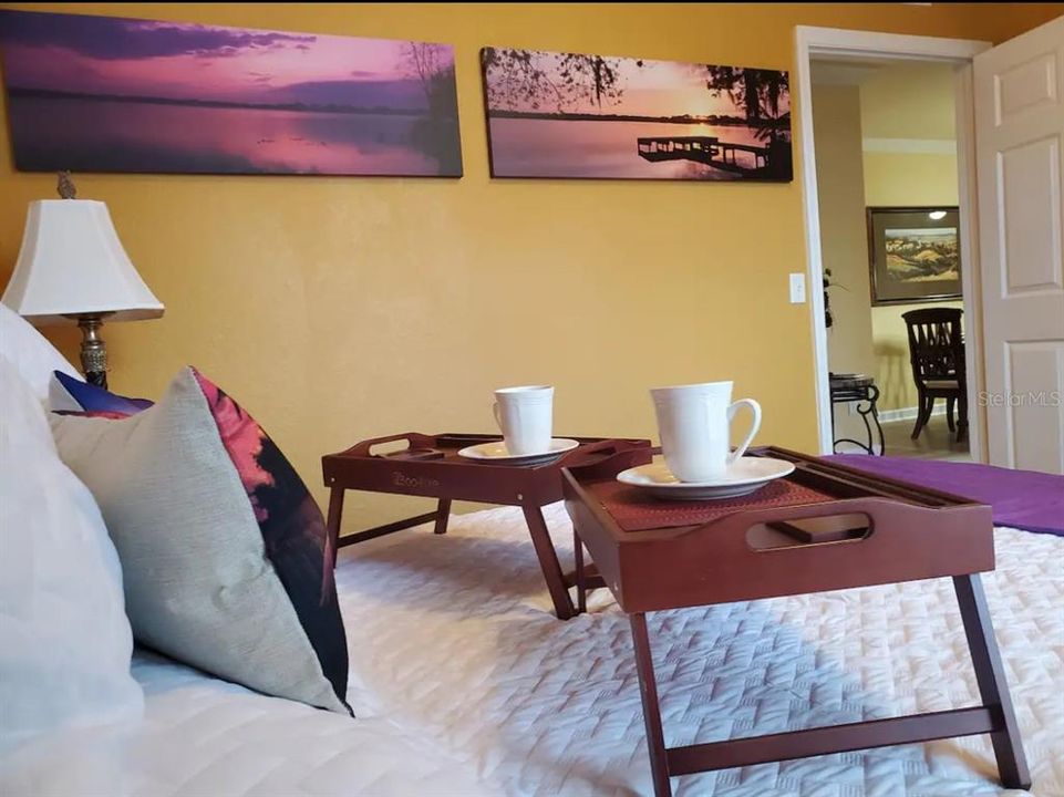 Active With Contract: $195,000 (3 beds, 2 baths, 1244 Square Feet)