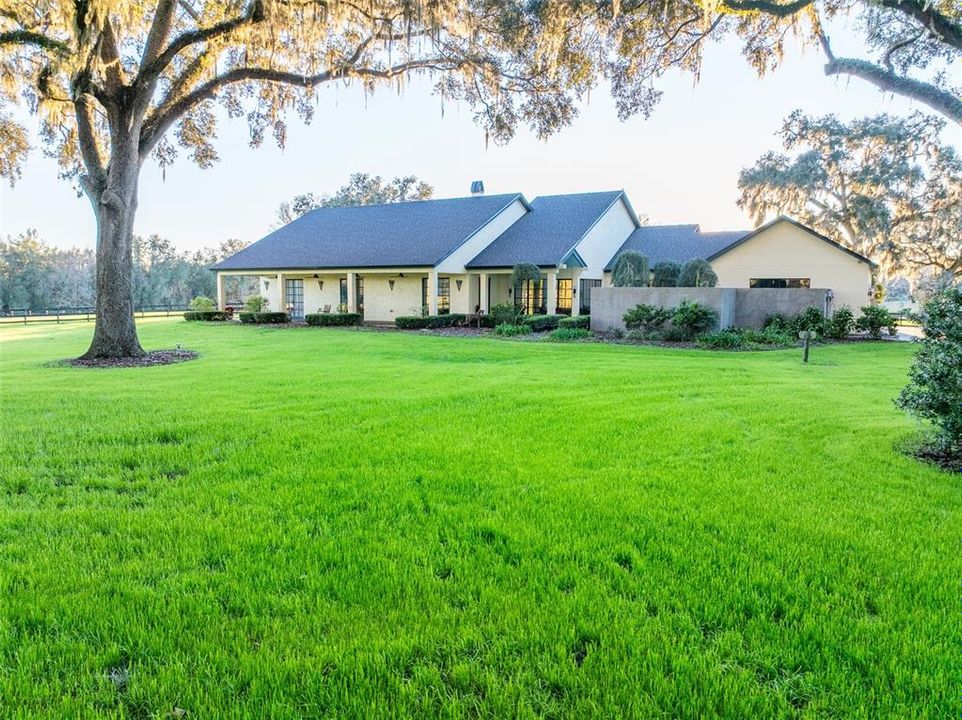 Recently Sold: $1,850,000 (3 beds, 3 baths, 4143 Square Feet)