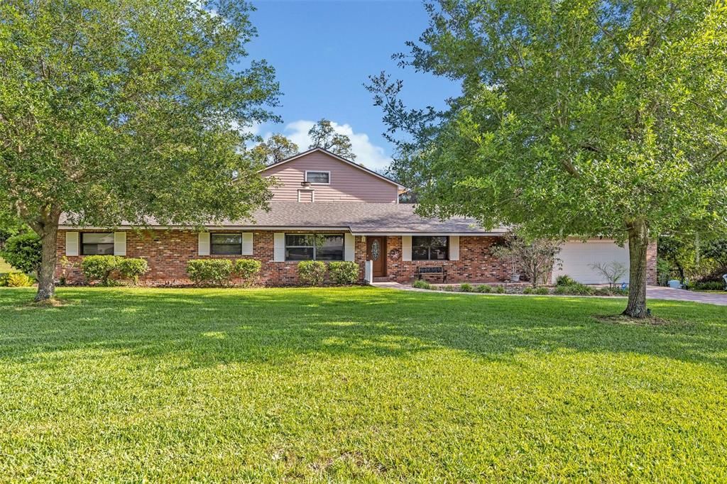 Recently Sold: $784,000 (3 beds, 2 baths, 2967 Square Feet)