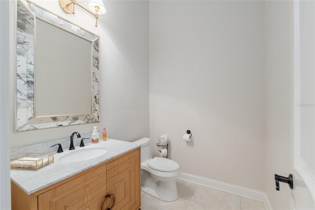 For Sale: $3,690,000 (5 beds, 5 baths, 6871 Square Feet)