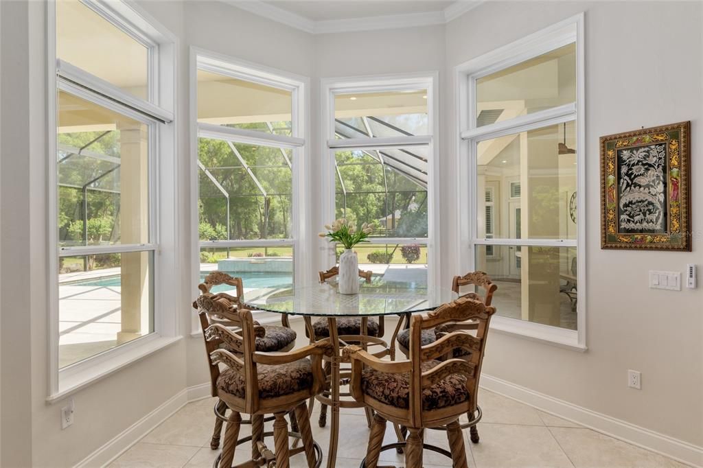 For Sale: $3,690,000 (5 beds, 5 baths, 6871 Square Feet)