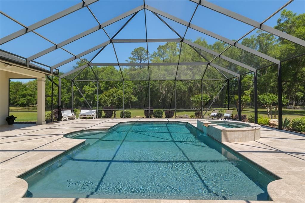 For Sale: $3,690,000 (5 beds, 5 baths, 6871 Square Feet)