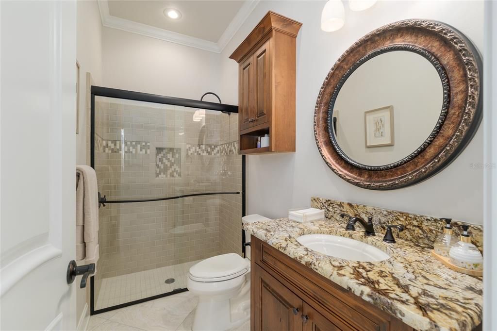 For Sale: $3,690,000 (5 beds, 5 baths, 6871 Square Feet)