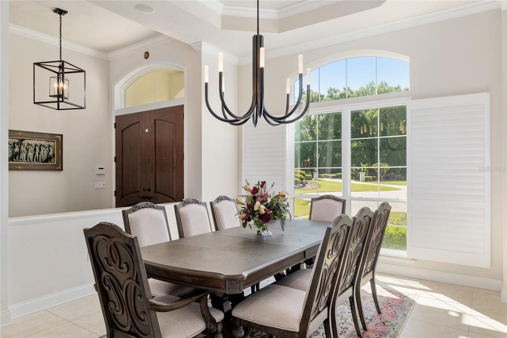 For Sale: $3,690,000 (5 beds, 5 baths, 6871 Square Feet)