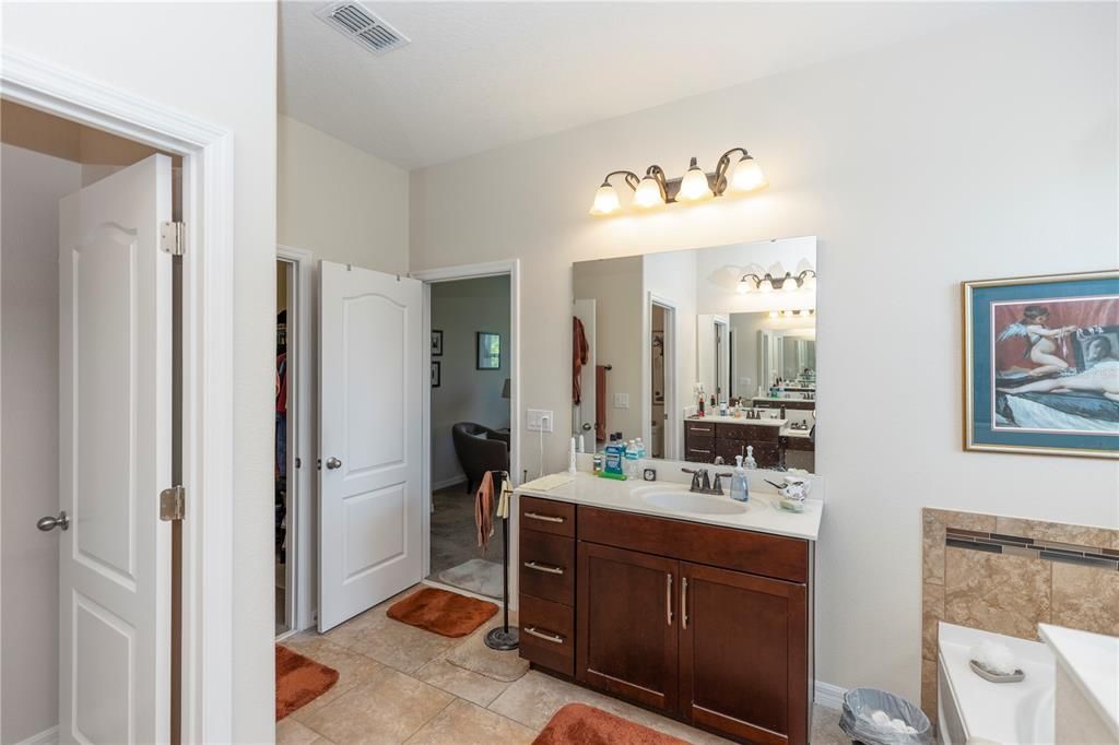 待售: $539,900 (4 贝兹, 3 浴室, 3051 平方英尺)