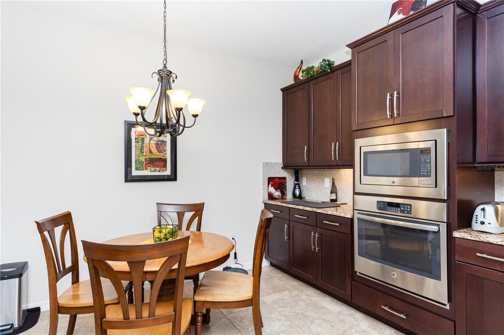 待售: $539,900 (4 贝兹, 3 浴室, 3051 平方英尺)