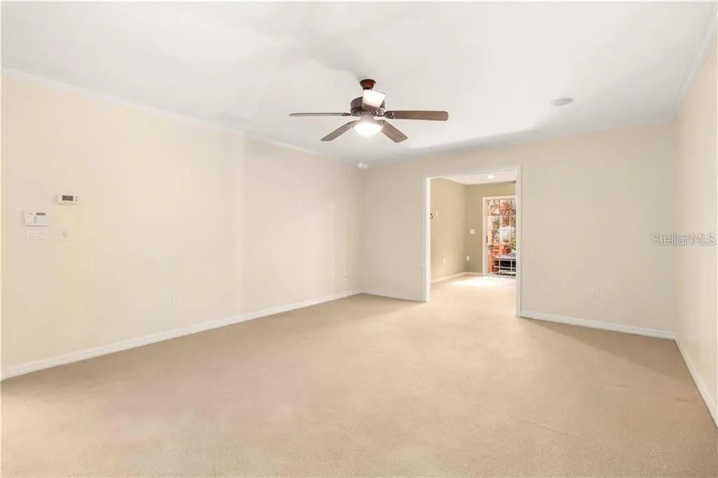 Active With Contract: $724,000 (5 beds, 2 baths, 3089 Square Feet)