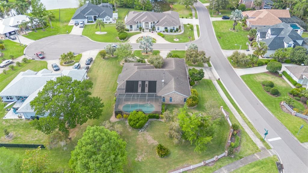 合同活跃: $499,000 (3 贝兹, 2 浴室, 2424 平方英尺)