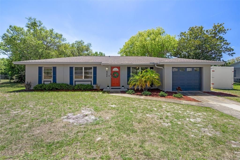 Recently Sold: $305,000 (3 beds, 2 baths, 1386 Square Feet)