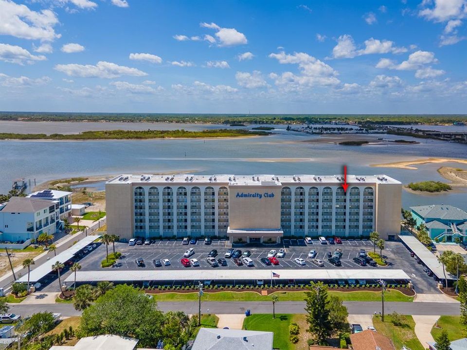 На продажу: $330,000 (2 спален, 2 ванн, 1229 Квадратных фут)