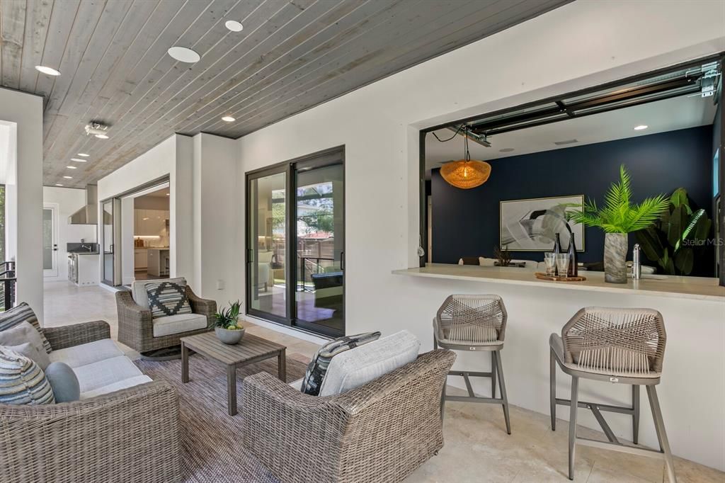 For Sale: $3,495,000 (5 beds, 4 baths, 5045 Square Feet)