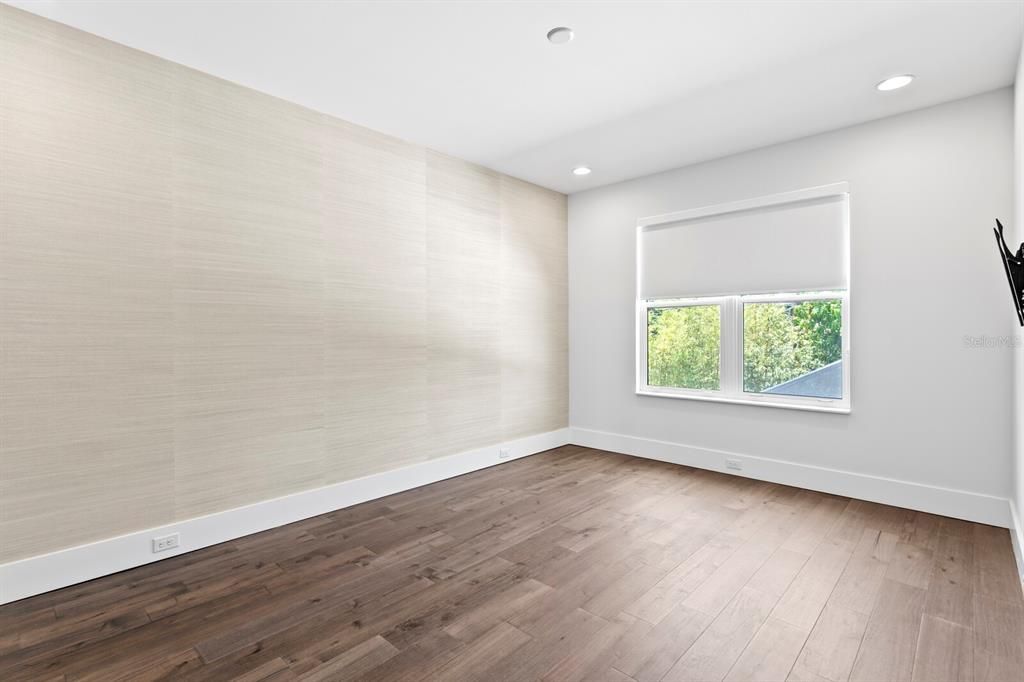 For Sale: $3,495,000 (5 beds, 4 baths, 5045 Square Feet)