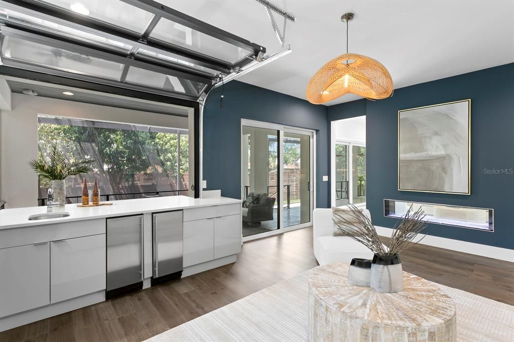 For Sale: $3,495,000 (5 beds, 4 baths, 5045 Square Feet)