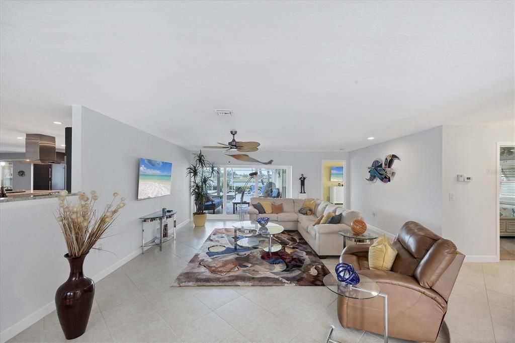 待售: $978,000 (3 贝兹, 3 浴室, 2559 平方英尺)