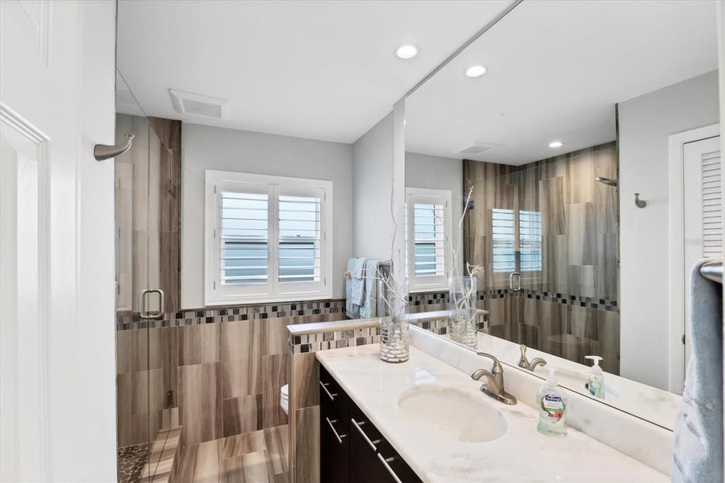 待售: $978,000 (3 贝兹, 3 浴室, 2559 平方英尺)