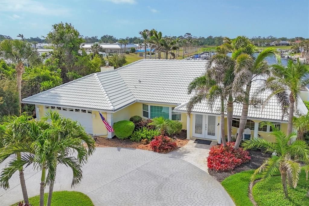 待售: $978,000 (3 贝兹, 3 浴室, 2559 平方英尺)