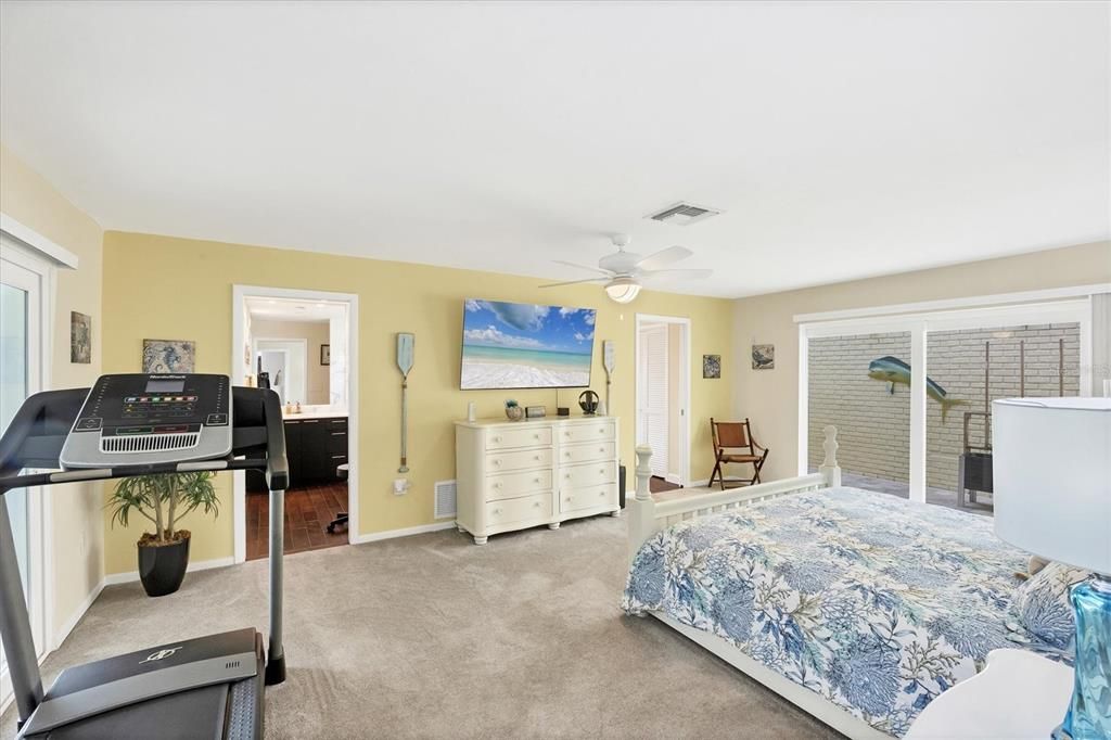 待售: $978,000 (3 贝兹, 3 浴室, 2559 平方英尺)