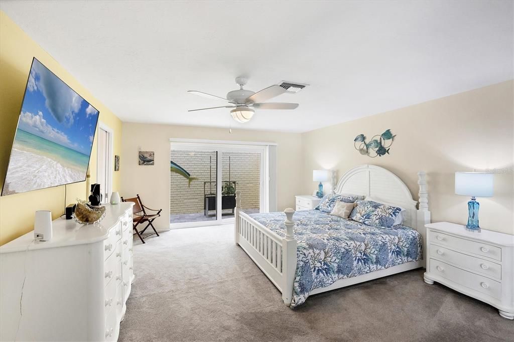 待售: $978,000 (3 贝兹, 3 浴室, 2559 平方英尺)