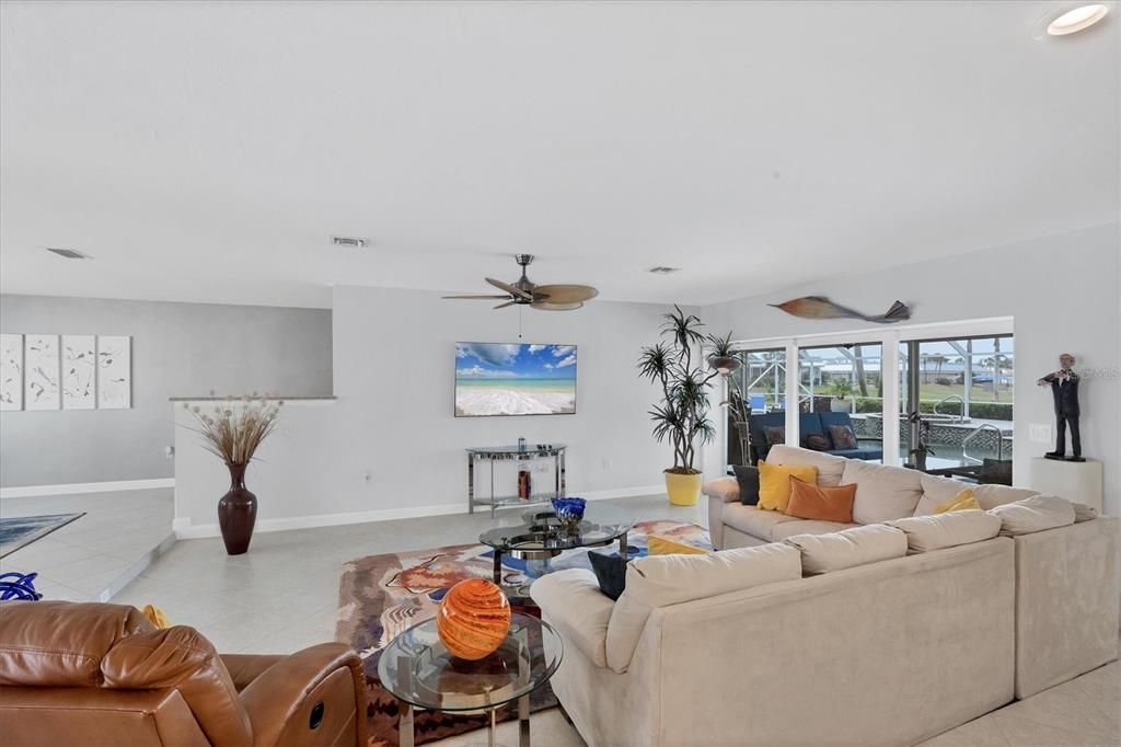 待售: $978,000 (3 贝兹, 3 浴室, 2559 平方英尺)