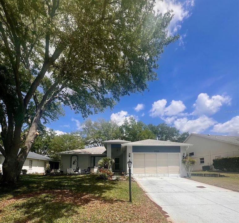 Recientemente alquilado: $2,400 (2 camas, 2 baños, 1788 Pies cuadrados)