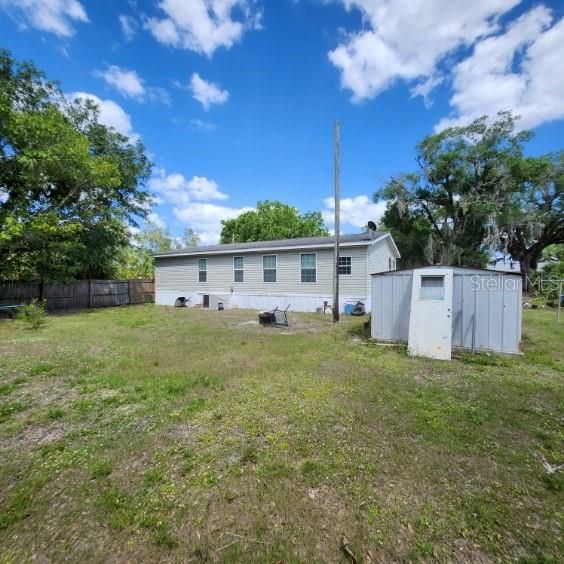 Active With Contract: $119,900 (3 beds, 2 baths, 1296 Square Feet)