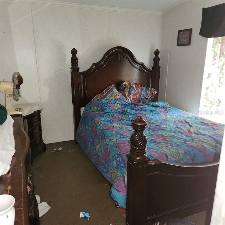 Active With Contract: $119,900 (3 beds, 2 baths, 1296 Square Feet)