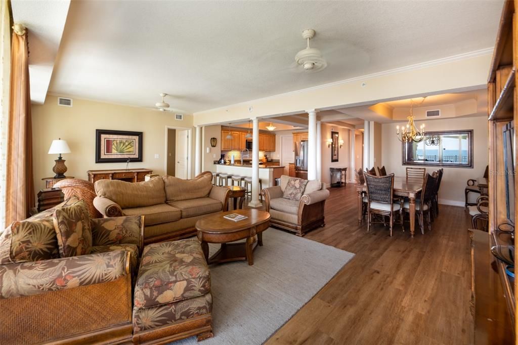 На продажу: $2,150,000 (4 спален, 4 ванн, 3264 Квадратных фут)