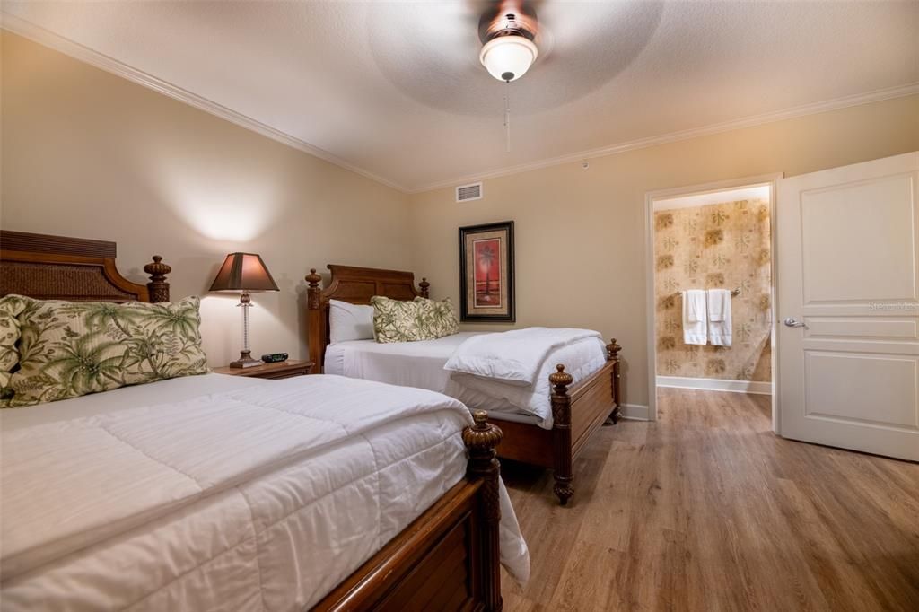 На продажу: $2,150,000 (4 спален, 4 ванн, 3264 Квадратных фут)