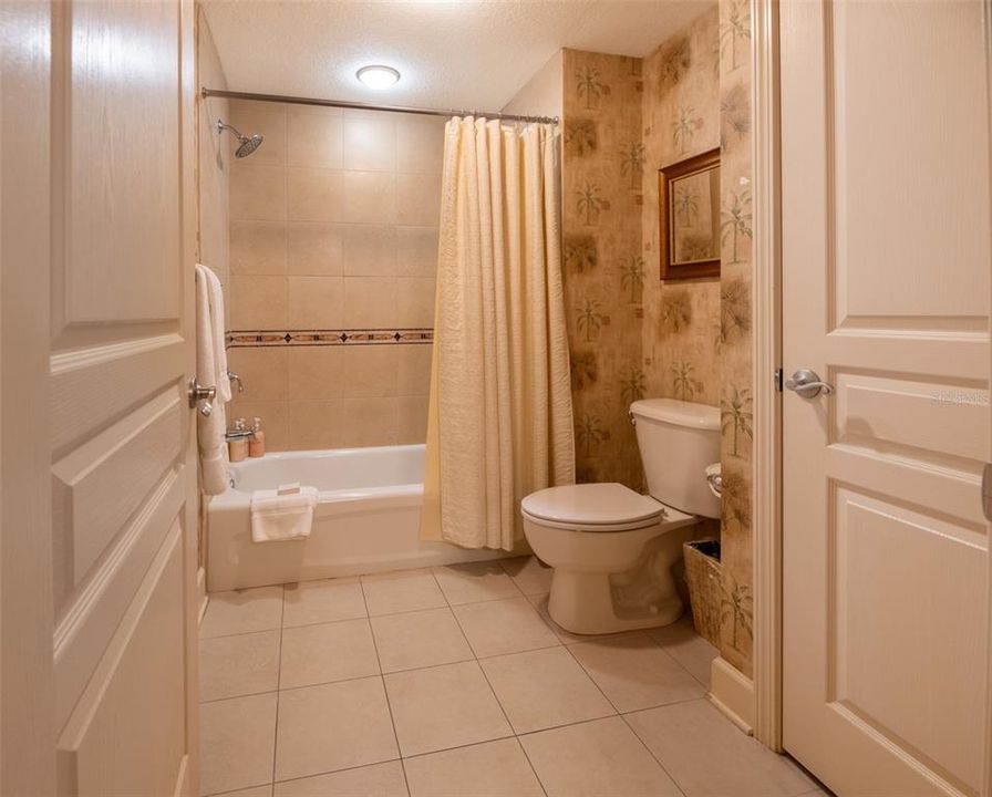 На продажу: $2,150,000 (4 спален, 4 ванн, 3264 Квадратных фут)