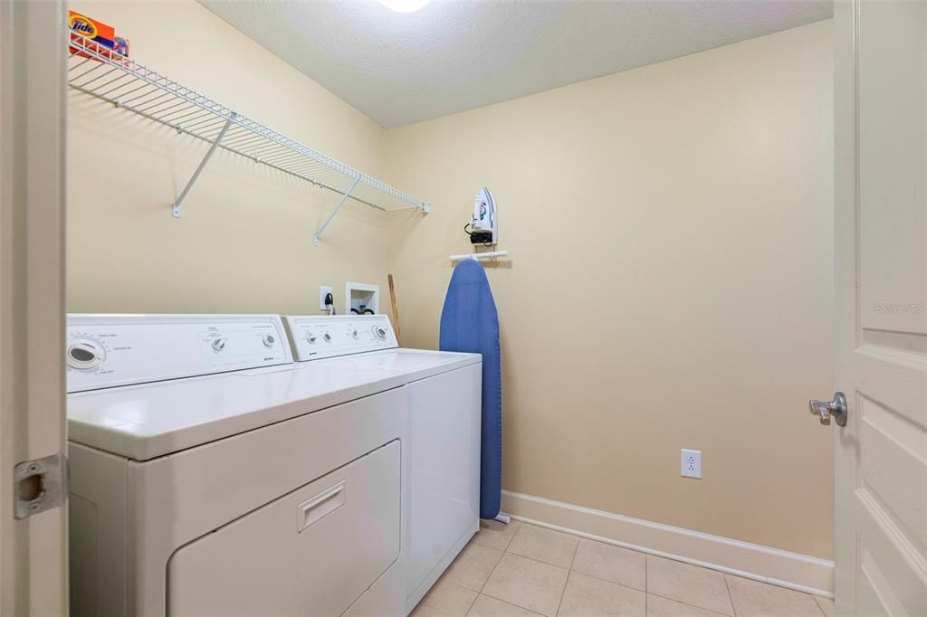 На продажу: $2,150,000 (4 спален, 4 ванн, 3264 Квадратных фут)