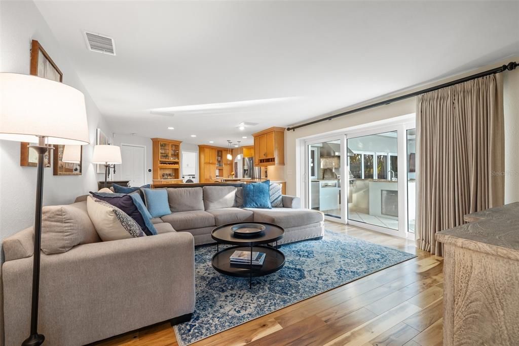 For Sale: $2,995,000 (5 beds, 3 baths, 3288 Square Feet)