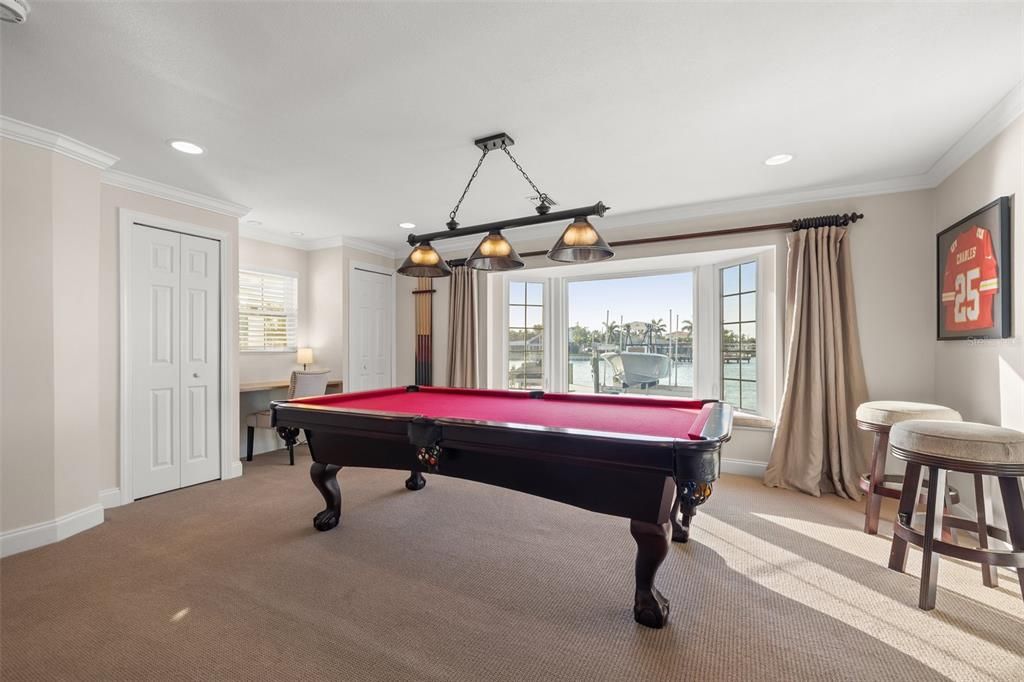 For Sale: $2,995,000 (5 beds, 3 baths, 3288 Square Feet)