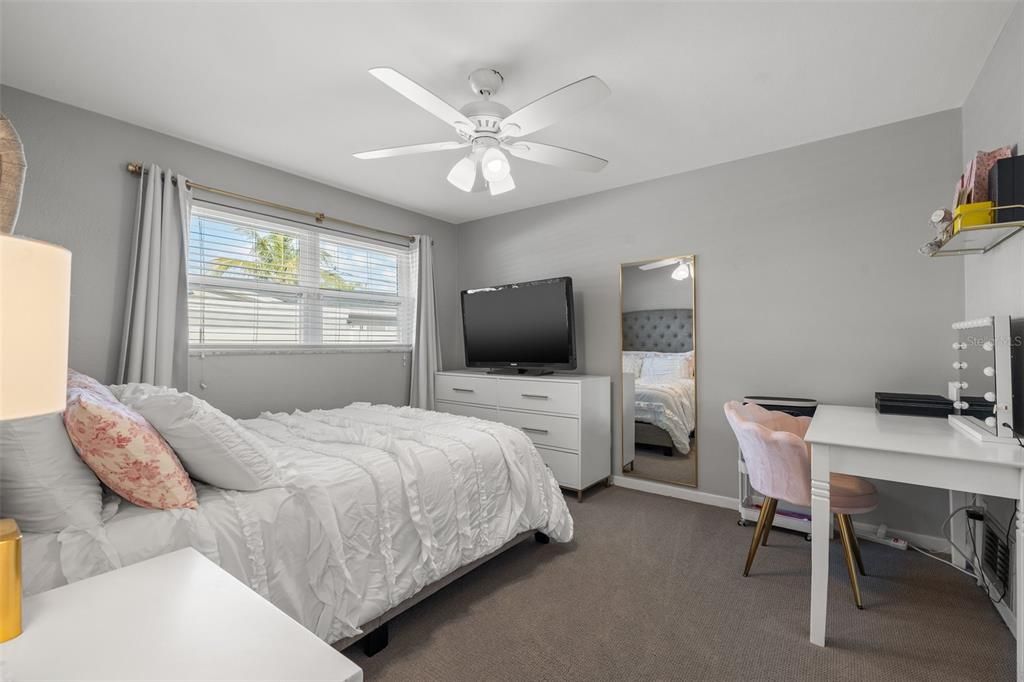 For Sale: $2,995,000 (5 beds, 3 baths, 3288 Square Feet)