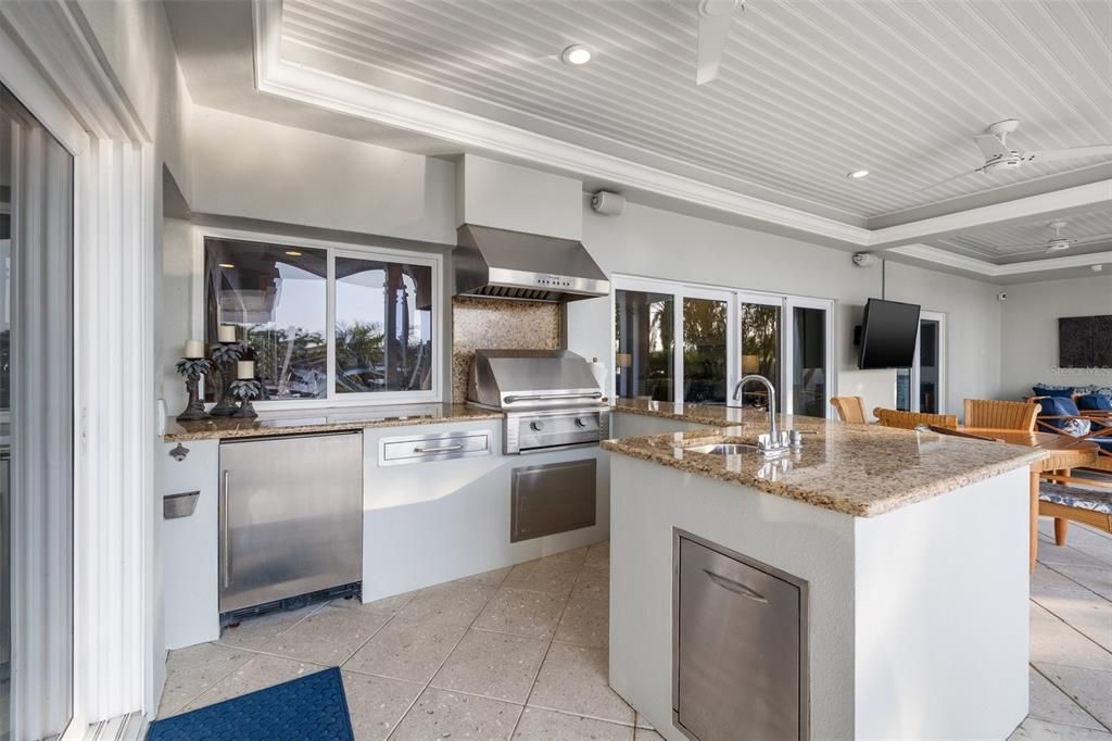 For Sale: $2,995,000 (5 beds, 3 baths, 3288 Square Feet)