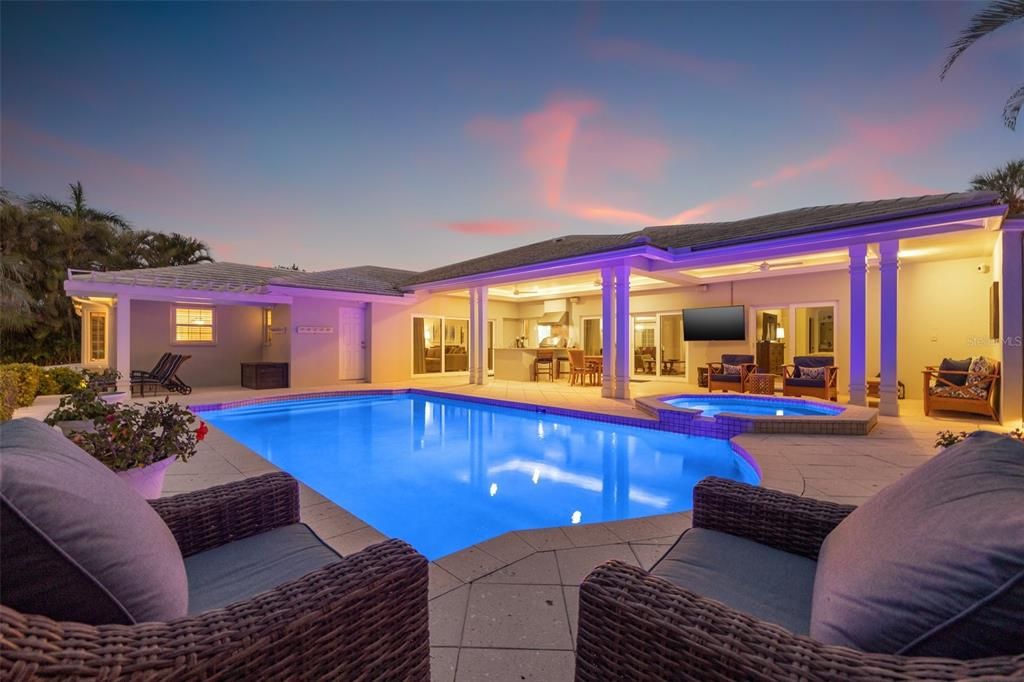 For Sale: $2,995,000 (5 beds, 3 baths, 3288 Square Feet)