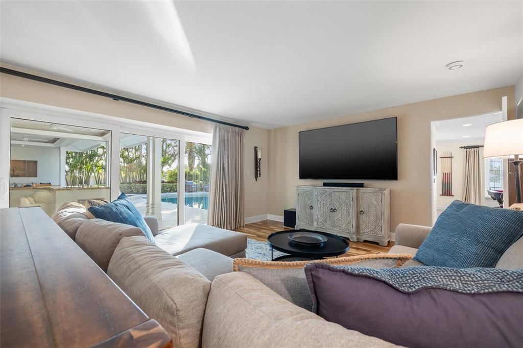 For Sale: $2,995,000 (5 beds, 3 baths, 3288 Square Feet)