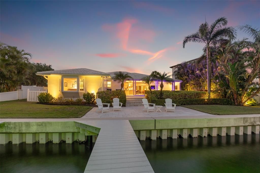 For Sale: $2,995,000 (5 beds, 3 baths, 3288 Square Feet)