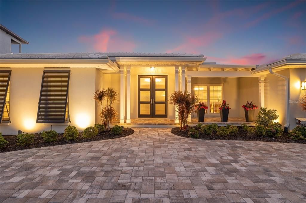 For Sale: $2,995,000 (5 beds, 3 baths, 3288 Square Feet)