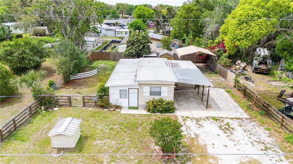 For Sale: $160,000 (2 beds, 1 baths, 900 Square Feet)