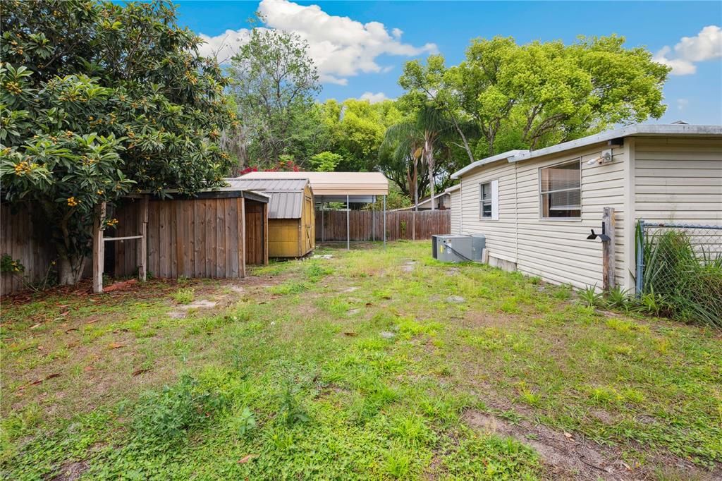 For Sale: $160,000 (2 beds, 1 baths, 900 Square Feet)