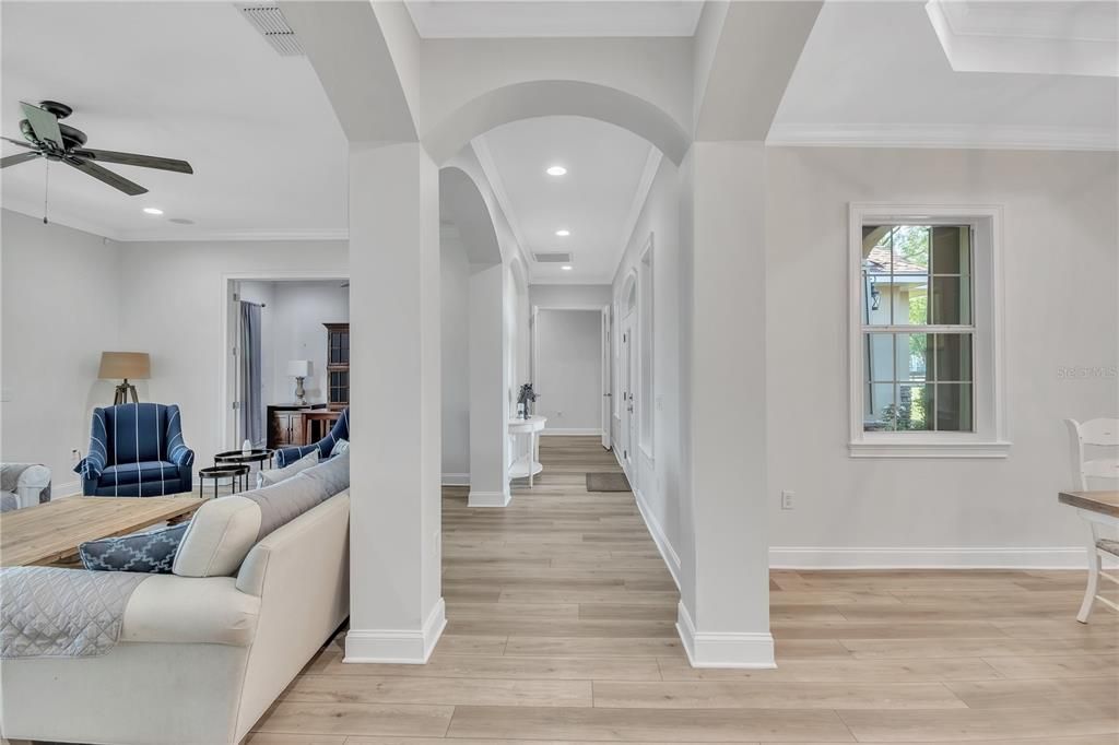 待售: $899,999 (3 贝兹, 3 浴室, 2835 平方英尺)