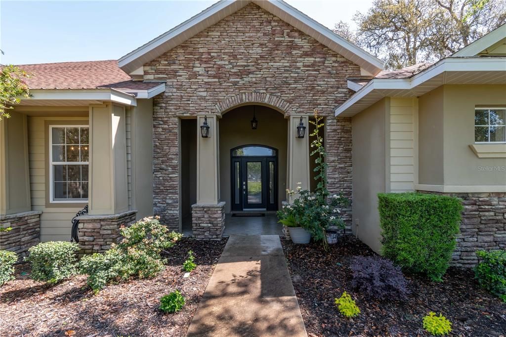 待售: $899,999 (3 贝兹, 3 浴室, 2835 平方英尺)