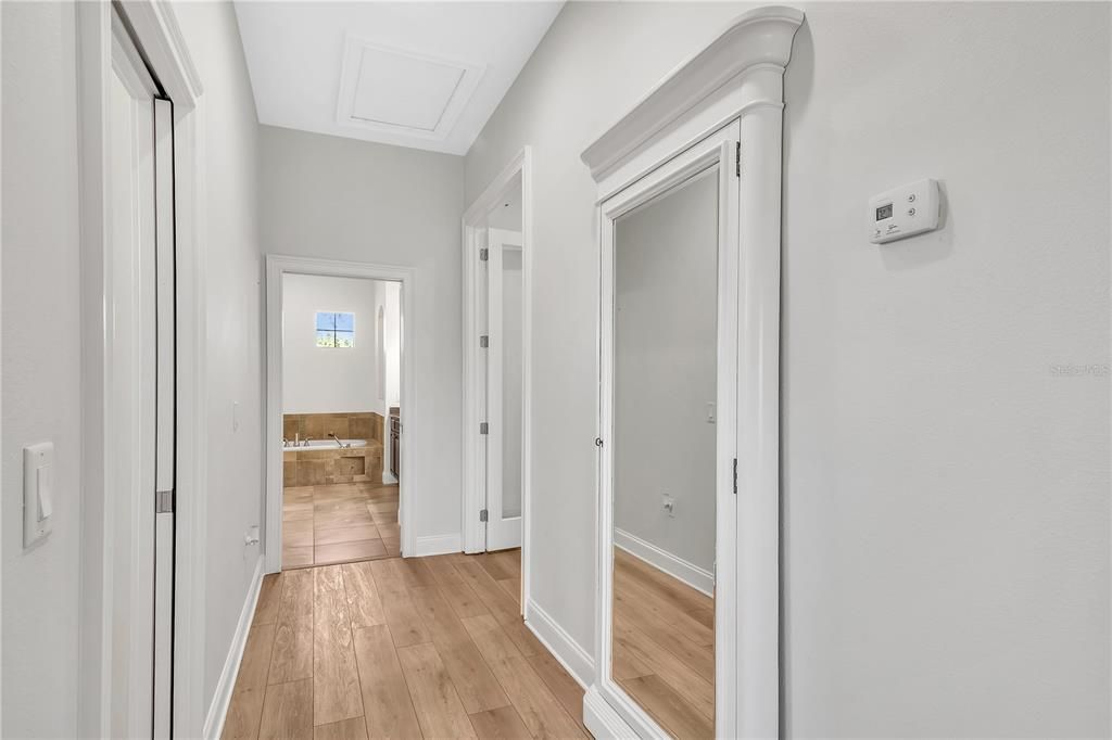 待售: $899,999 (3 贝兹, 3 浴室, 2835 平方英尺)