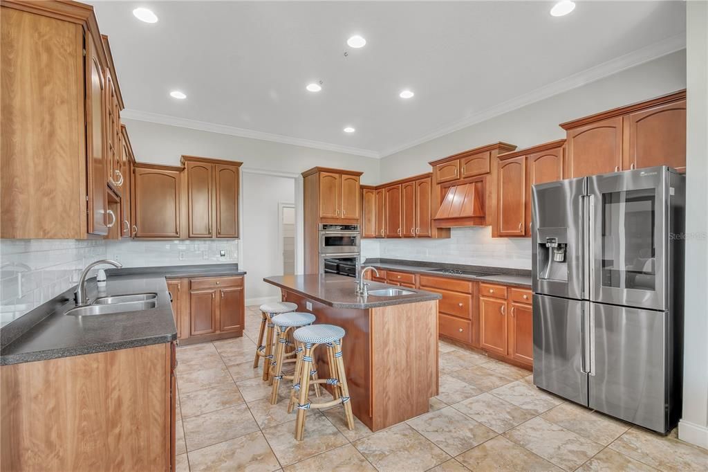 待售: $899,999 (3 贝兹, 3 浴室, 2835 平方英尺)