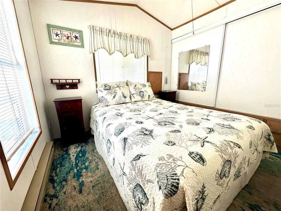 For Sale: $87,000 (1 beds, 1 baths, 360 Square Feet)